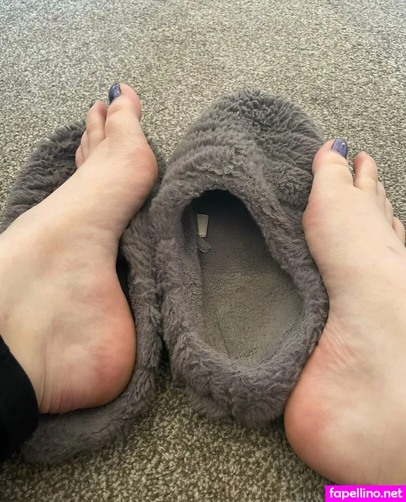 elliemaesboutique, elliemaesfeet Nude Leaked OnlyFans Photo #5yCZpAP6MN