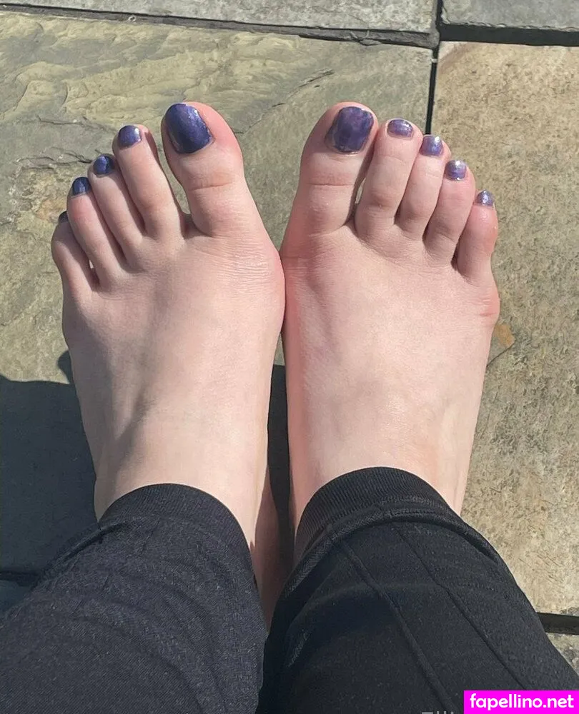 elliemaesboutique, elliemaesfeet Nude Leaked OnlyFans Photo #GVLLCh2xrl