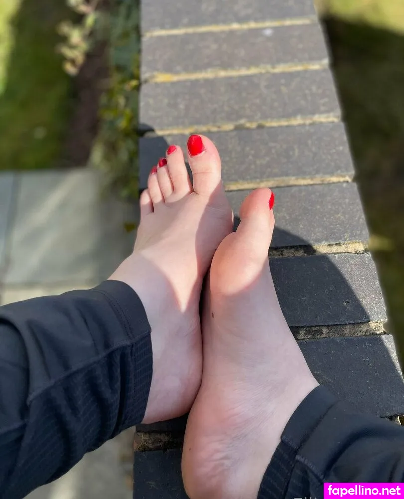 elliemaesboutique, elliemaesfeet Nude Leaked OnlyFans Photo #h7u47UJak5