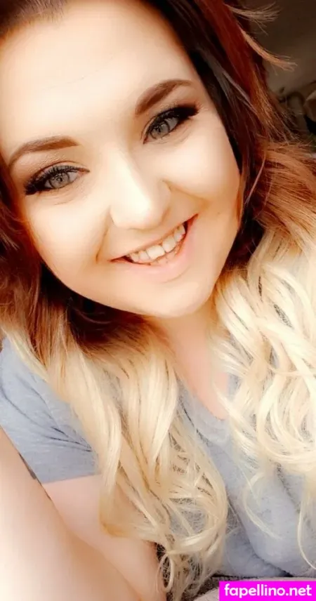 Elliemartinxo OnlyFans Thumbnail #I5LABIXm3I
