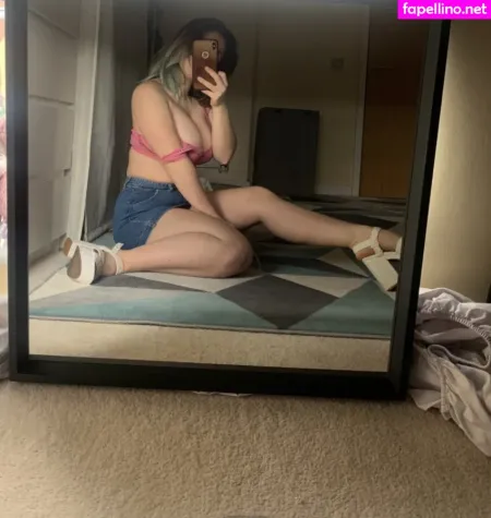 Elliemw1 OnlyFans Thumbnail #zYNd2DJ3ct