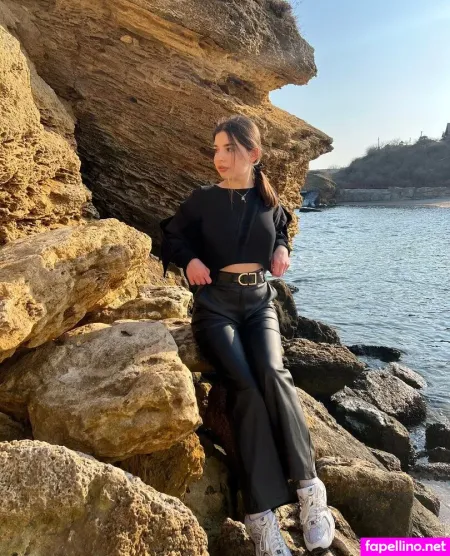 Ellieone OnlyFans Thumbnail #oz3KKdPC2q