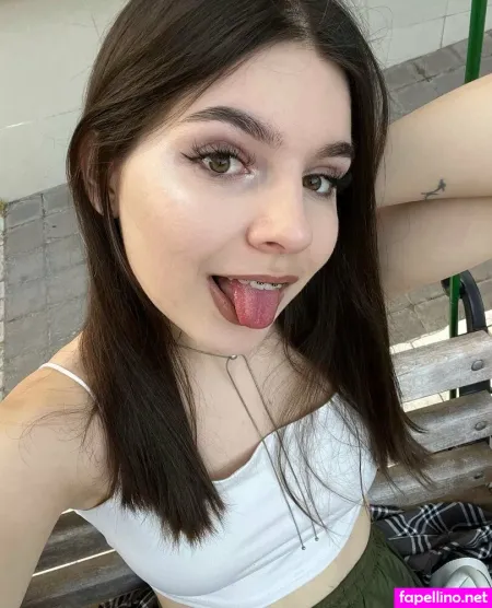 Ellieone OnlyFans Thumbnail #pvyRjUikmt