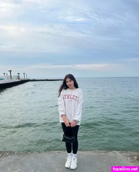 Ellieone OnlyFans Thumbnail #xa5jzEPhl0