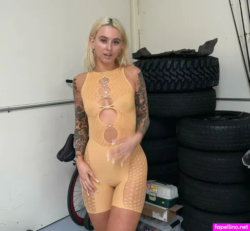 Ellieridgerealtor OnlyFans Thumbnail #zzw8nLRooN
