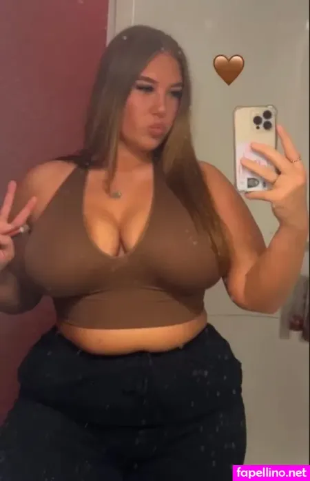 Ellierobsxx OnlyFans Thumbnail #iojt3V8JNi