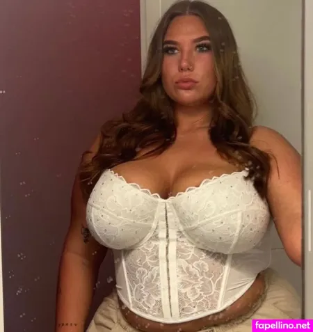 Ellierobsxx OnlyFans Thumbnail #mS4BuUBep1