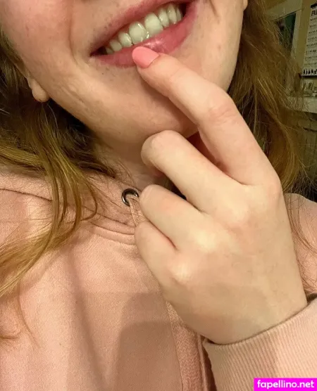 Ellierowyn OnlyFans Thumbnail #N2nj6hM9Wl