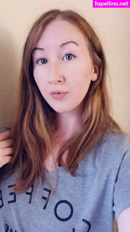 Ellierowynfans OnlyFans Thumbnail #YNR1ZhKxcy