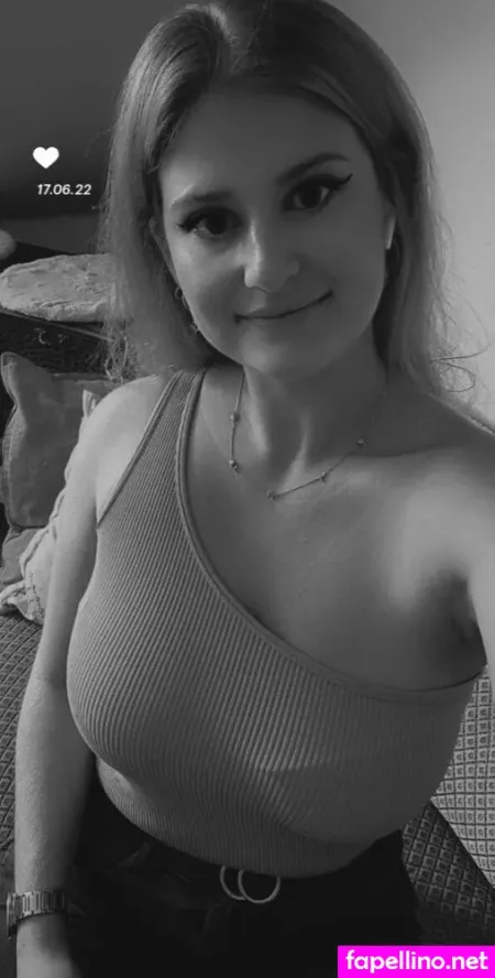 Ellieskleinewelt OnlyFans Thumbnail #ge0H1tRPfw