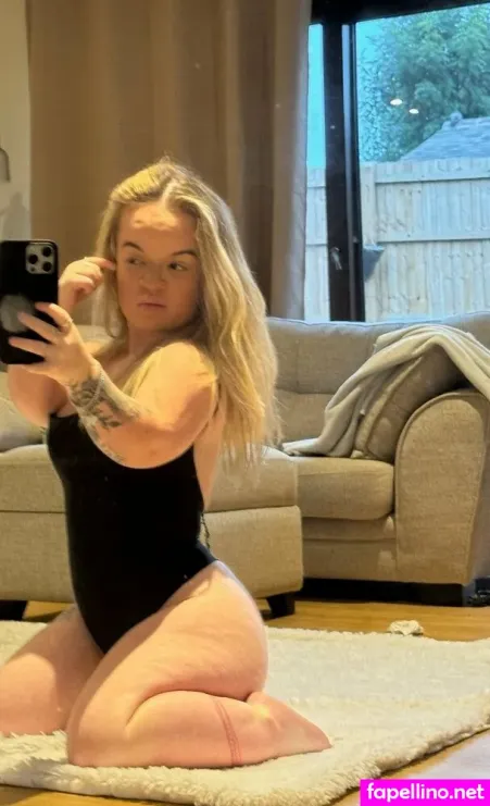 Elliespokes OnlyFans Thumbnail #fJEoWJgp02