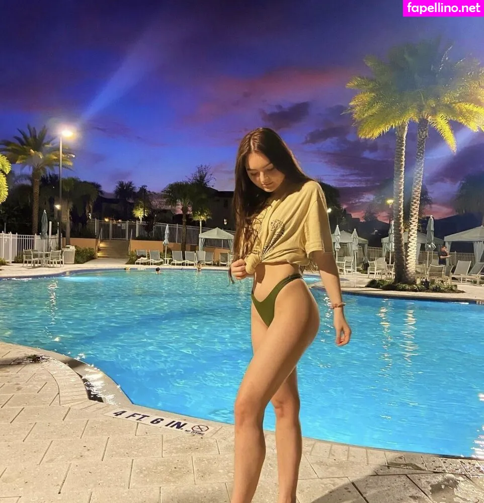 elliexlove, elliexlovely Nude Leaked OnlyFans Photo #4kI4XOvEy8