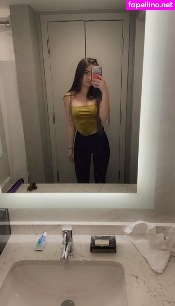 elliexlove, elliexlovely Nude Leaked OnlyFans Photo #LV976pim2F