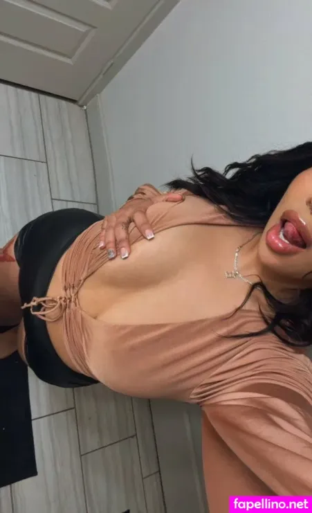 Elliexxxlove OnlyFans Thumbnail #fJ7Rg2ZJ6H