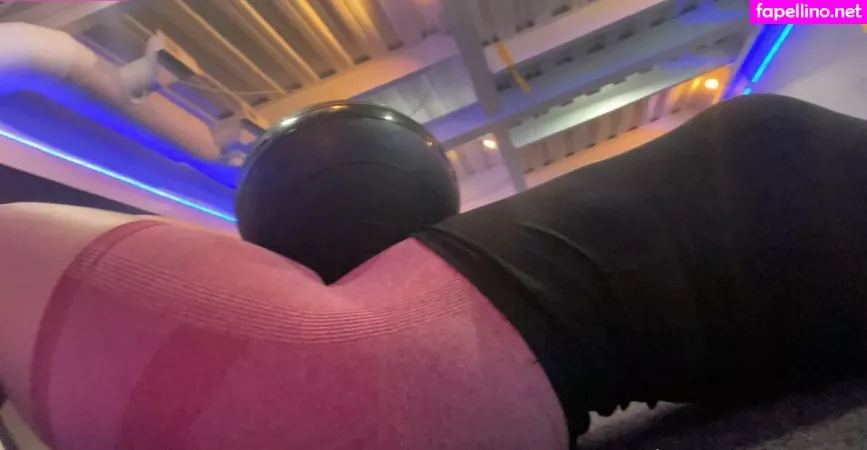 Ellirussie OnlyFans Thumbnail #4YPKT7x6rg