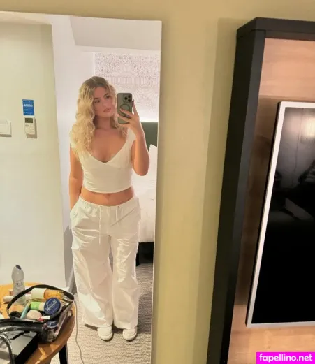 Ellis Lunt OnlyFans Thumbnail #Z99AjNF0iW