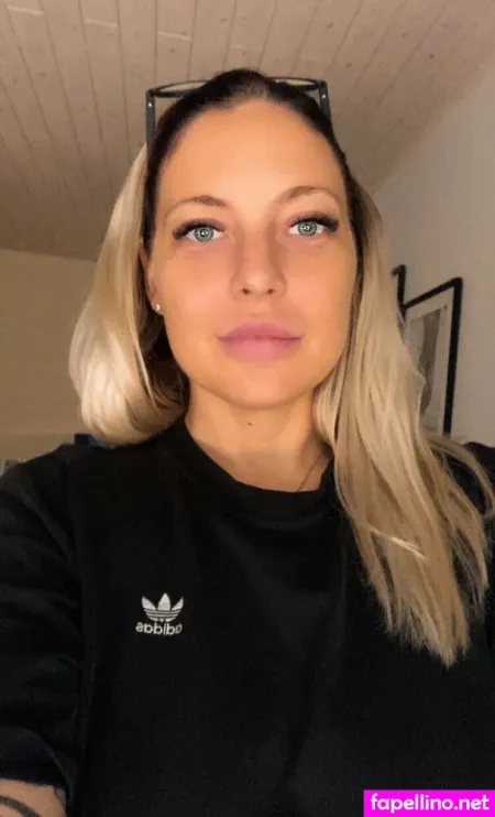 Ellitellivip OnlyFans Thumbnail #p39ntqsKLh