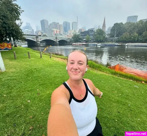 Elloise OnlyFans Thumbnail #Pi5tPO7Vxq