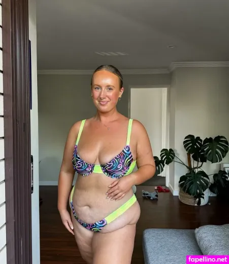 Elloise OnlyFans Thumbnail #mZTTv4B0ze