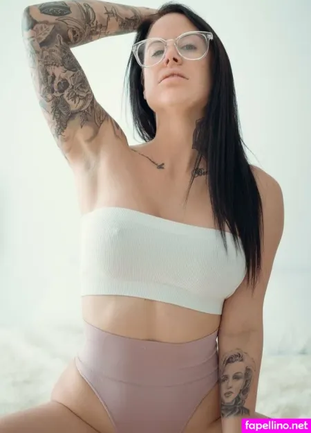 Ellouuxfree OnlyFans Thumbnail #sKNkVBIMz8