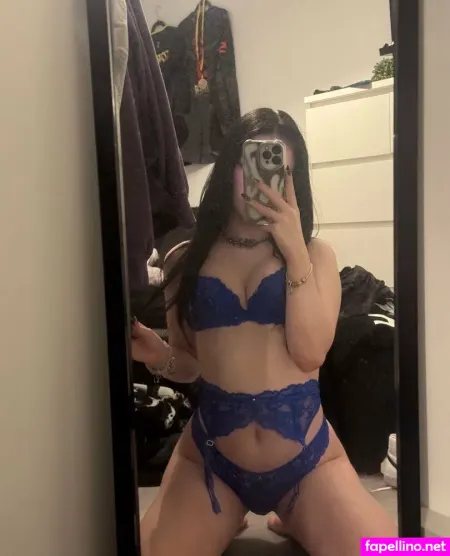 Ells Xof OnlyFans Thumbnail #AGzzTYYww7