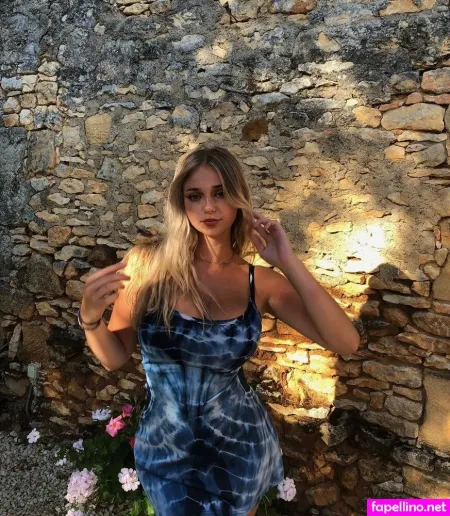 Elly Anne OnlyFans Thumbnail #oAmkYnBkaK