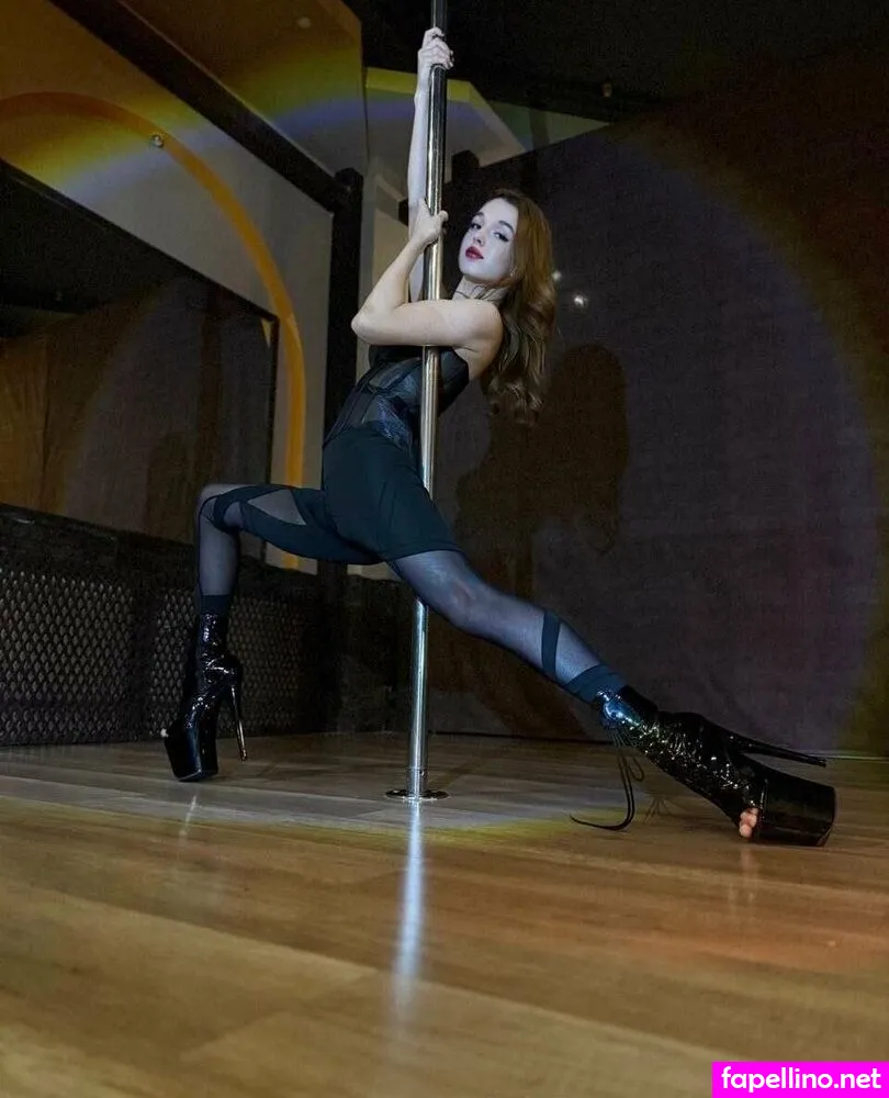 elly-petite, petiteelli_secret Nude Leaked OnlyFans Photo #LCr16Tvc3K