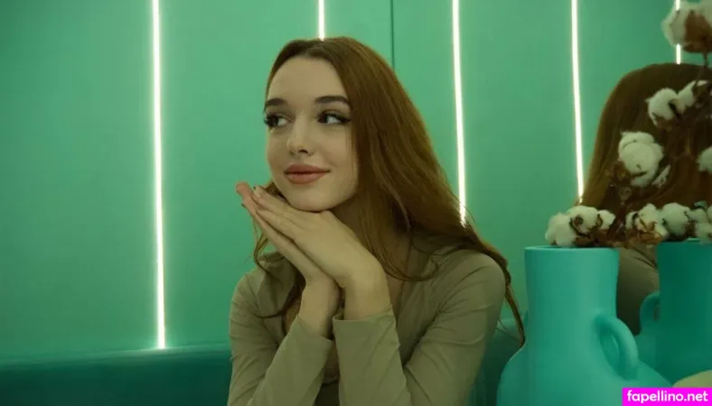 Elly Petite OnlyFans Thumbnail #sDqPIBUeHW