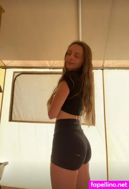 Elly Sykes OnlyFans Thumbnail #Lw5caW1bwM