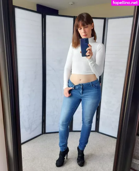 Ellynaomi OnlyFans Thumbnail #kGeP4yTbRj