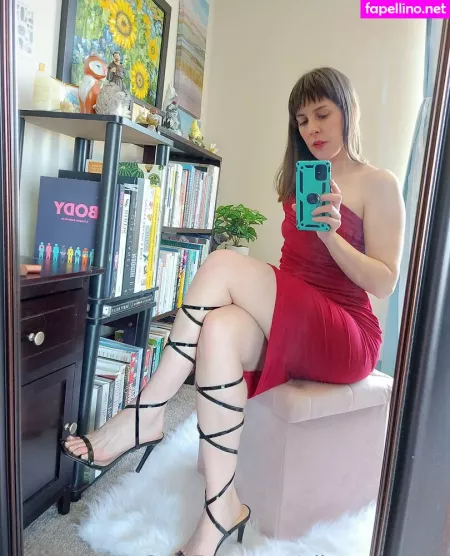 Ellynaomifree OnlyFans Thumbnail #VuvHpLG4vi