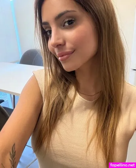 Ellyw Main Profile Photo