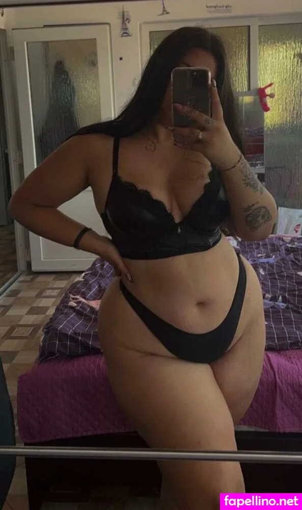 ellyellly, ellyellyyy Nude Leaked OnlyFans Photo #IPT2ItGWco