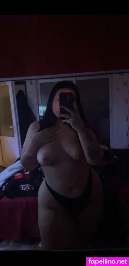 Ellyyelly OnlyFans Thumbnail #zmzKYT5nQj