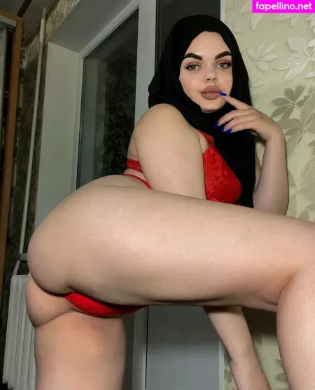 Elmira Sweet OnlyFans Thumbnail #BUOiSwFZn7