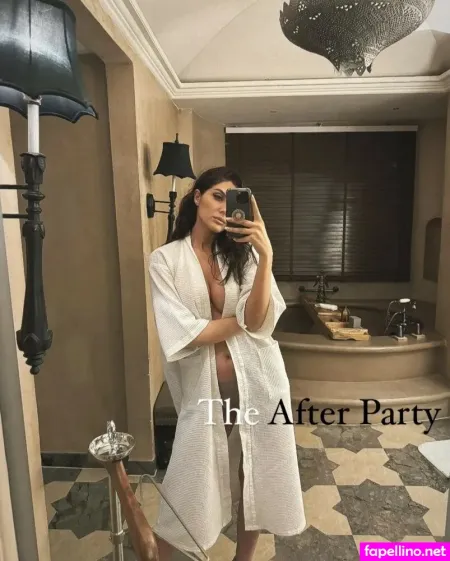 Elnaaz Norouzi Main Profile Photo