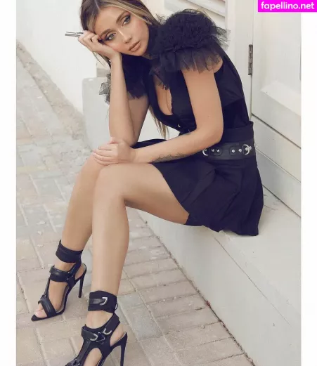 Elnaz Golrokh OnlyFans Thumbnail #95kORnHZpF