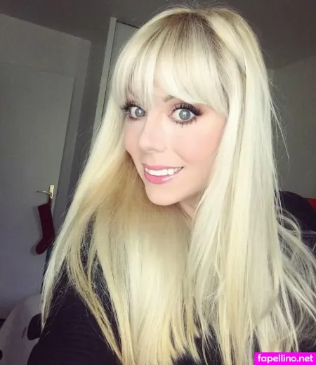 Elodie Delmas OnlyFans Thumbnail #3Dy8y6Lb4G