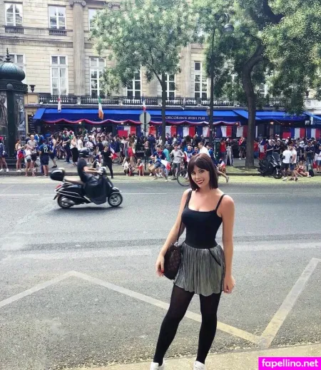 Elodie Delmas OnlyFans Thumbnail #yh6swBIsPn