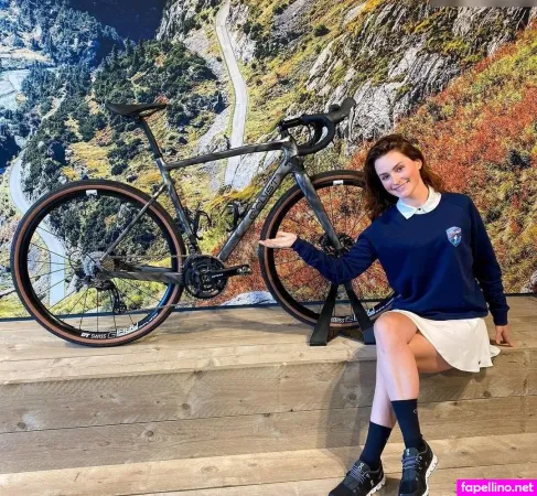 Elodie Kuijper OnlyFans Thumbnail #TRfUsm6gqb