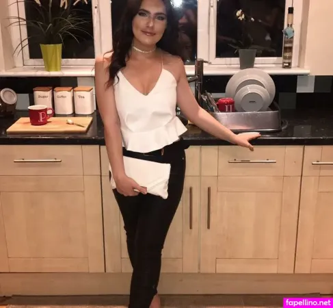 Eloise Groves OnlyFans Thumbnail #Z6KS9vIMl2