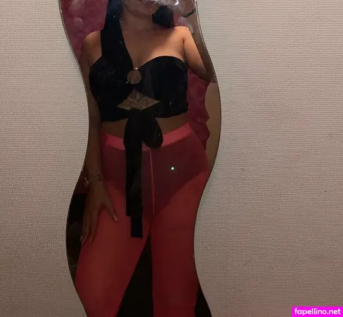 Eloise Groves OnlyFans Thumbnail #p5sCnypPIz