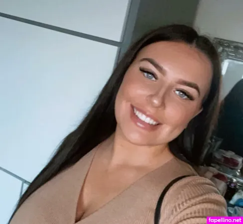 Eloise Groves OnlyFans Thumbnail #xY50Pj3lkQ