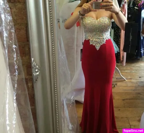 Eloise Groves OnlyFans Thumbnail #yvnvMnz8EH