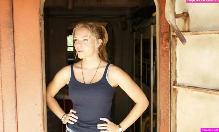 Eloise Mumford OnlyFans Thumbnail #zI7vjgghNk