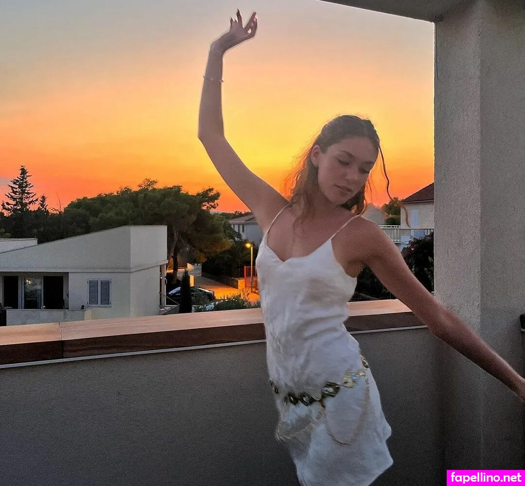 eloisewebbofficial Nude Leaked OnlyFans Photo #gubVYlmNAQ