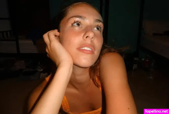 Eloise Webb OnlyFans Thumbnail #yAzSUn8cdi