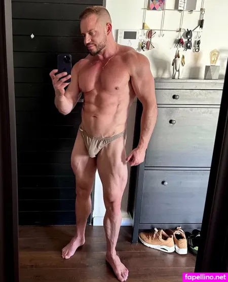Elon Essexteaser 1 OnlyFans Thumbnail #VWPHGsHF3e
