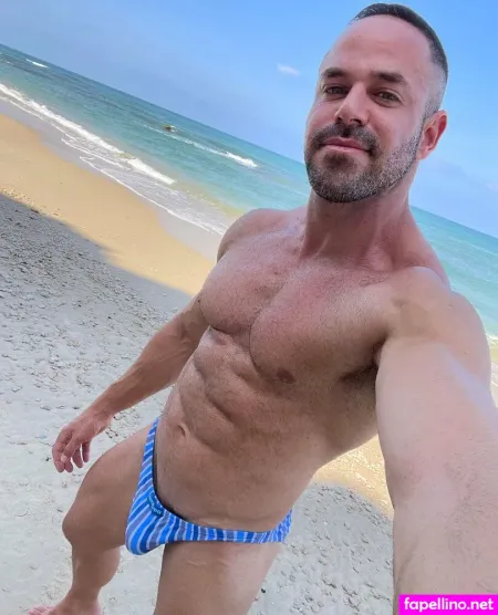 Elon Essexteaser 1 OnlyFans Thumbnail #XpaChxekkk