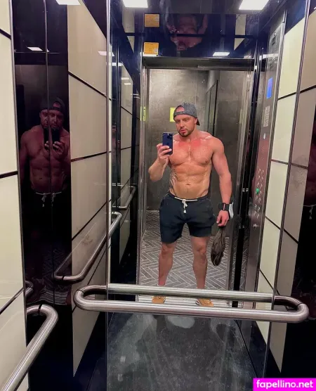 Elon Essexteaser 1 OnlyFans Thumbnail #wDyiqWSqw5